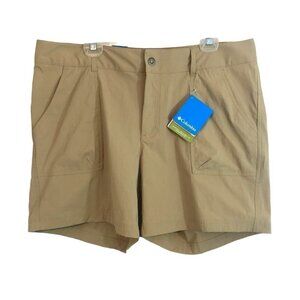 NWT Columbia Court Short  Tan Ladies 16